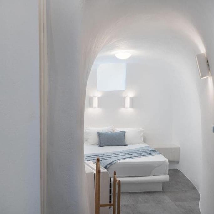 Vaulted cave bedroom